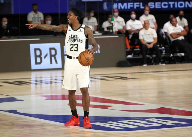 在短期内他 在短期内他